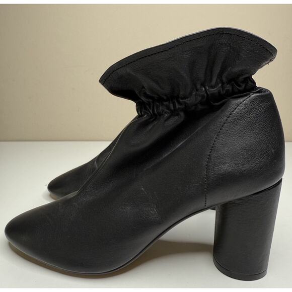 Pure Navy Shootie Ankle Boot Womens EU 40 Black Leather Gathered Heeled Pull On - Picture 1 of 11